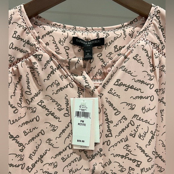 Banana Republic blouse with French print - Picture 2 of 7